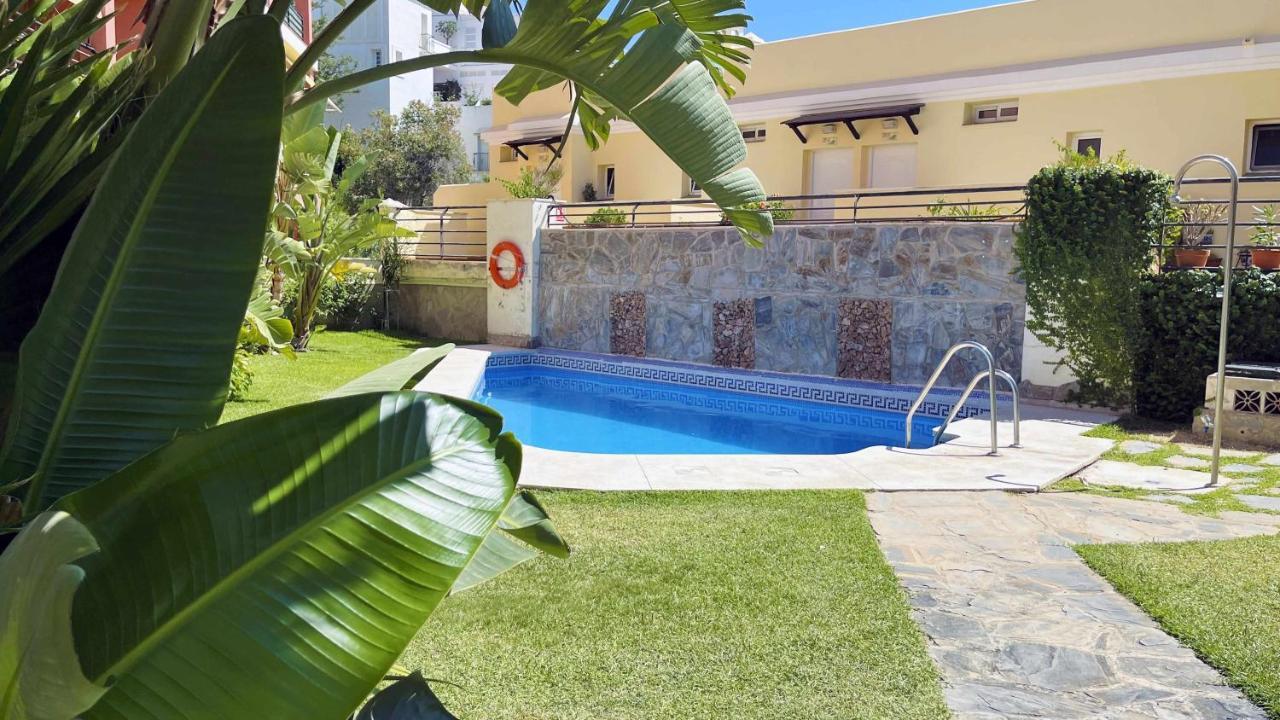 Nuevo Con Piscina Y Parking En La Playa Torre de Benagalbon Exterior foto